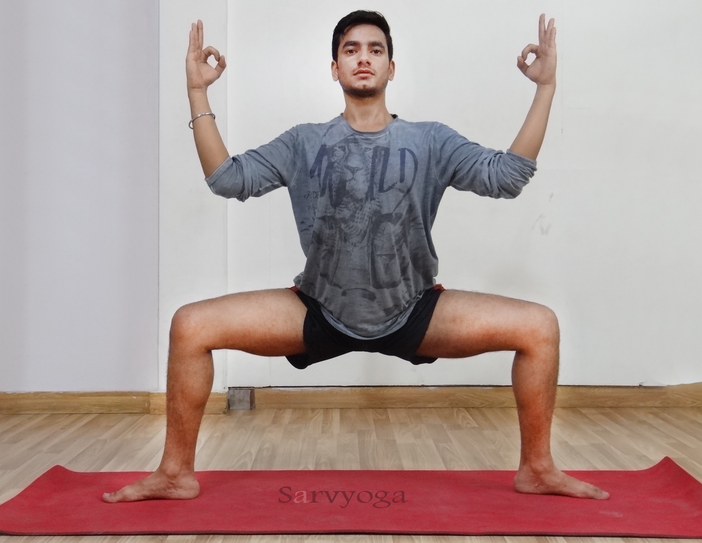 Horse Pose for beginners and men - Man Flow Yoga